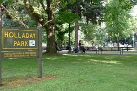 holladay park, portland neighborhood guide, sullivan's gulch neighborhood